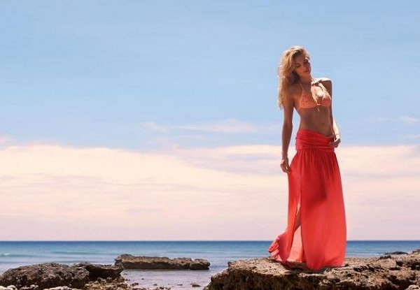 041513calzedonia-look-book-spring-summer-20139