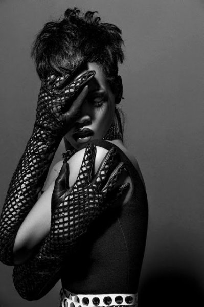 rihanna7