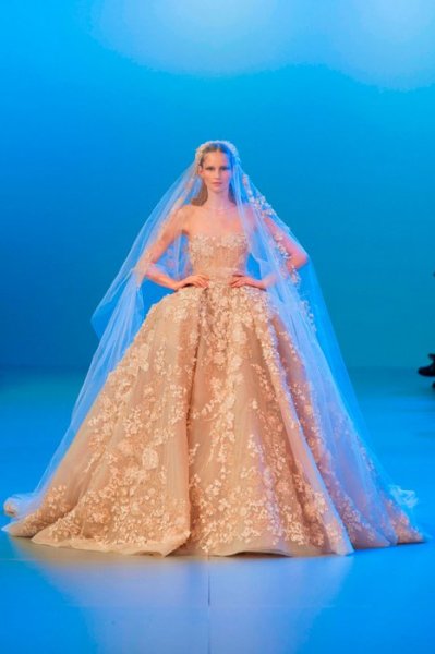 Elie-Saab-menyasszonyi-ruha-2014 Elie-Saab-menyasszonyi-ruha-2014