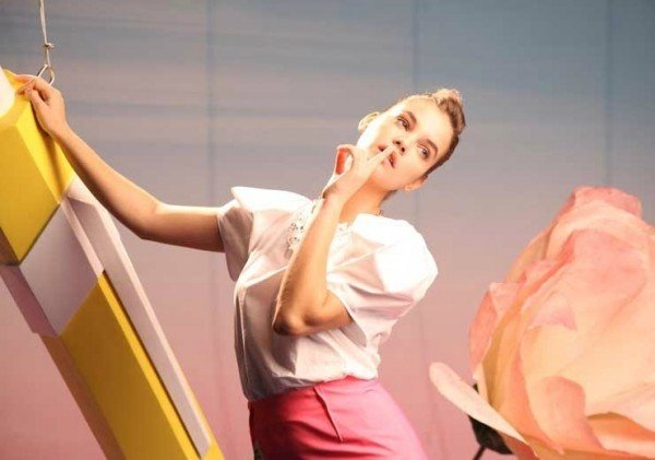 palvin-barbara-lily-05