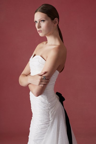 16-oscar-de-la-renta-bridal-fall-2016