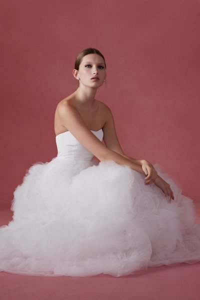 23-oscar-de-la-renta-bridal-fall-2016