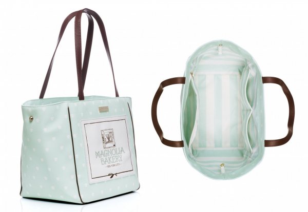 Cupcake-Carrier-Kate-Spade-Magnolia-Bakery-1940x1338
