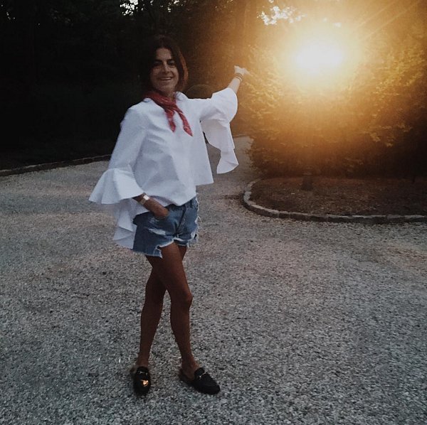 Leandra-Medine-wore-them-relaxed-jean-cutoffs