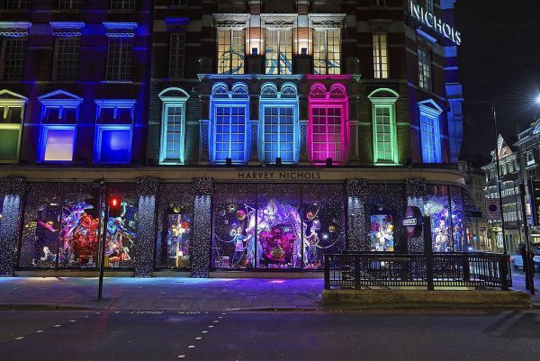 Harvey-Nichols-London 01