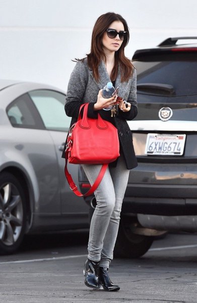 Givenchy Nightingale Bag 01 Lily Collins
