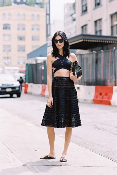 fekete ruha nyáron 23