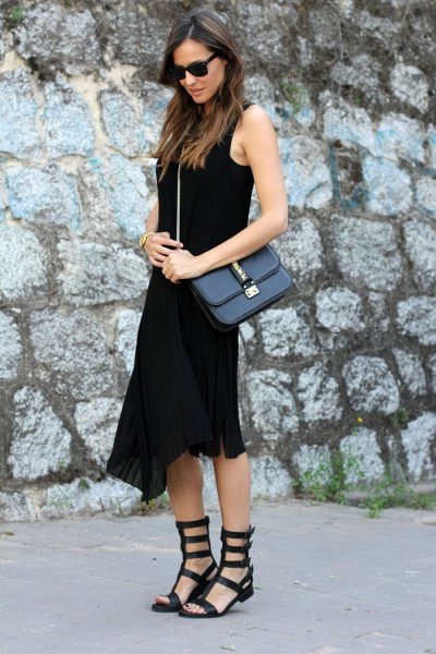fekete ruha nyáron 27