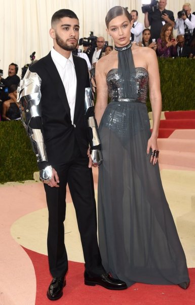 gigi-hadid-zayn-malik-2016-ruha
